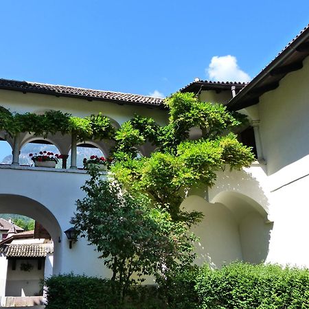 Apartments Schloss Paschbach 아피아노 술라 스트라다 델 비노 외부 사진