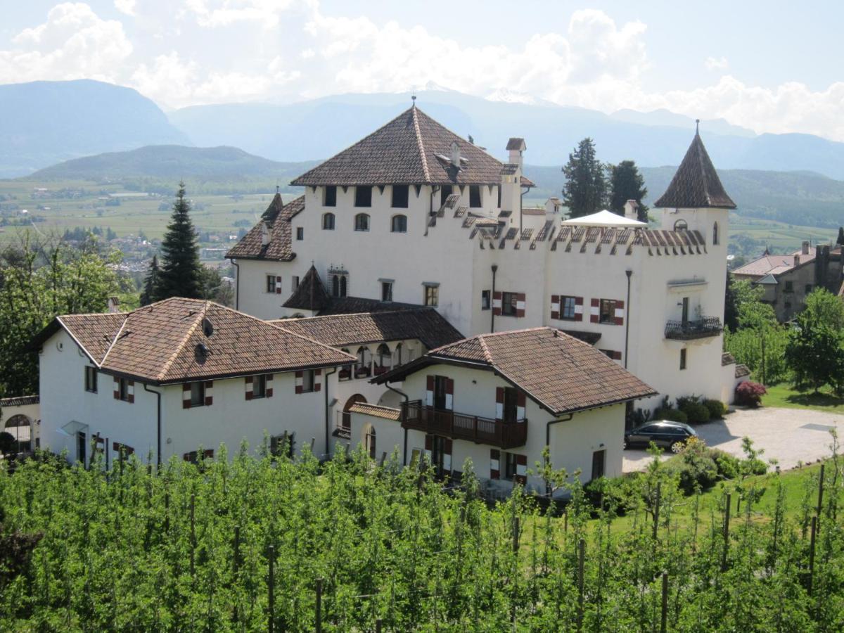 Apartments Schloss Paschbach 아피아노 술라 스트라다 델 비노 외부 사진